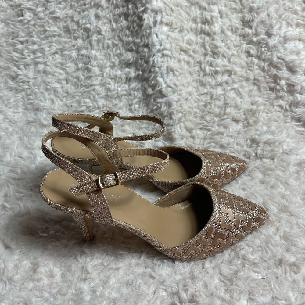 Delicacy"Jayda" Rose Gold Glittery Ankle Strap Pointed Toe  Heels Size 10